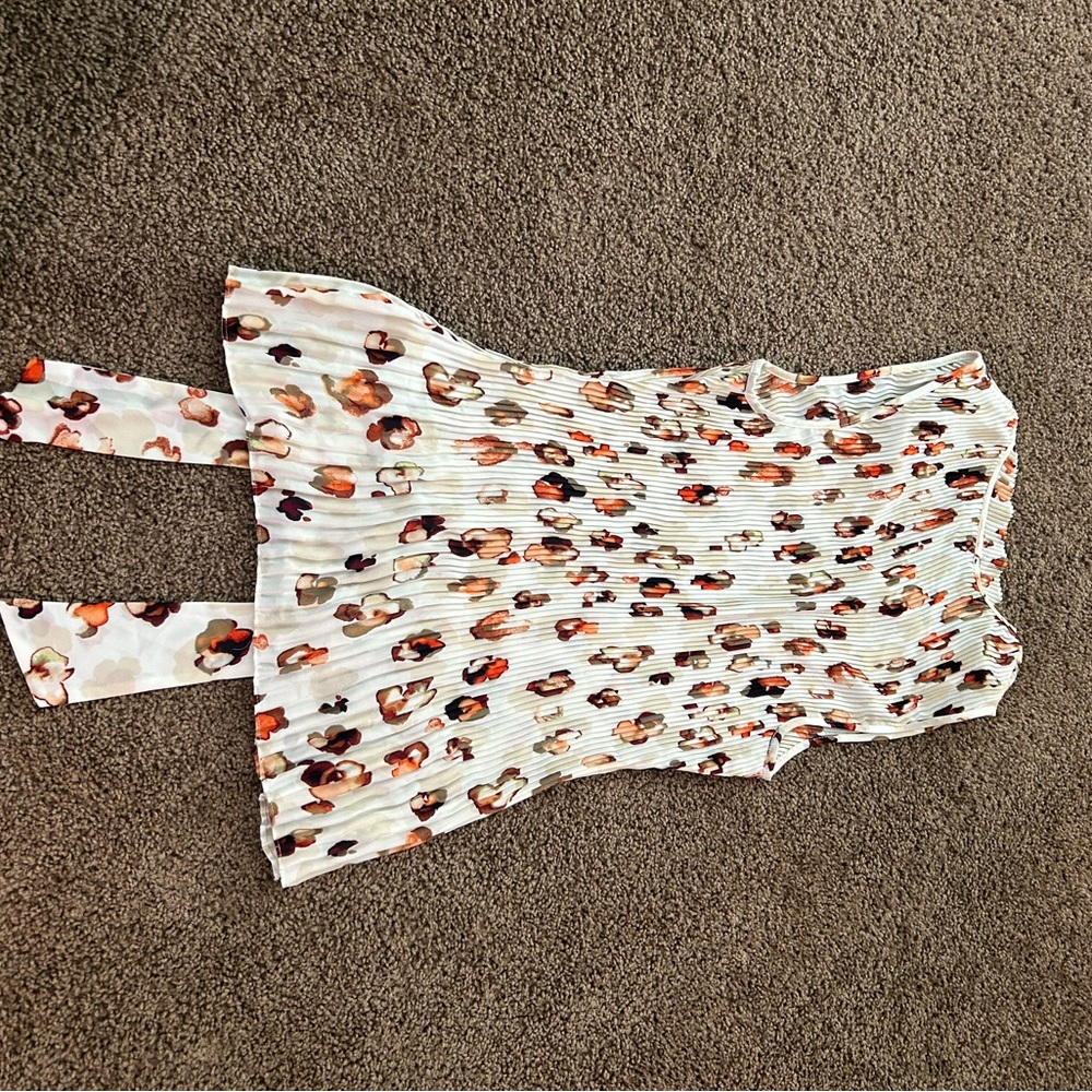 Floral Pleated Tank Top